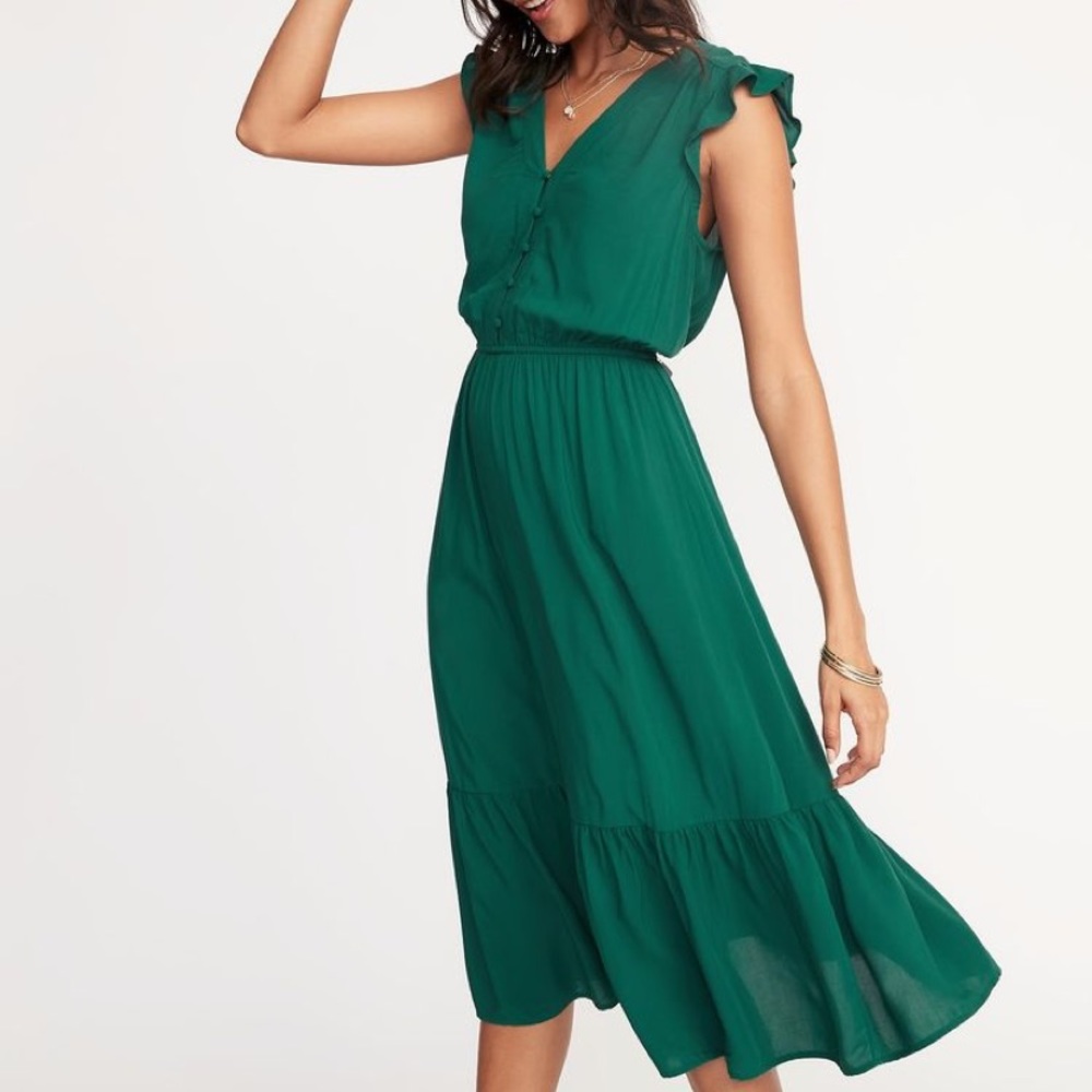 ISO in search of green flutter sleeve dress xl